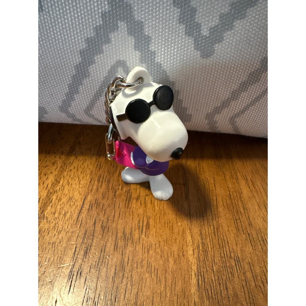 Vintage Whitman's Joe Cool Snoopy Valentines PVC Keychain/Clip-on Peanuts